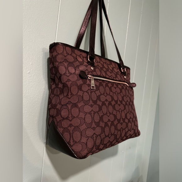 Coach Signature Black Shoulder Tote Bag F36185 - Picture 6 of 12